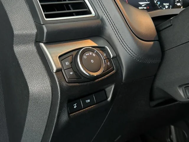 2016 Ford Explorer Platinum - Photo 40