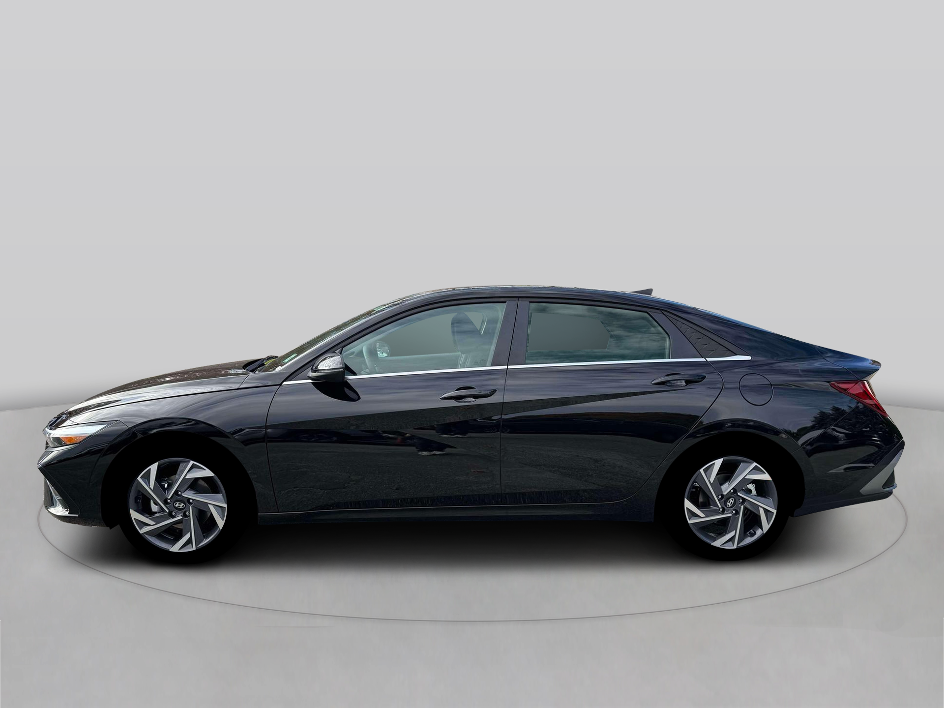 New 2026 Black Hyundai Limited image 3