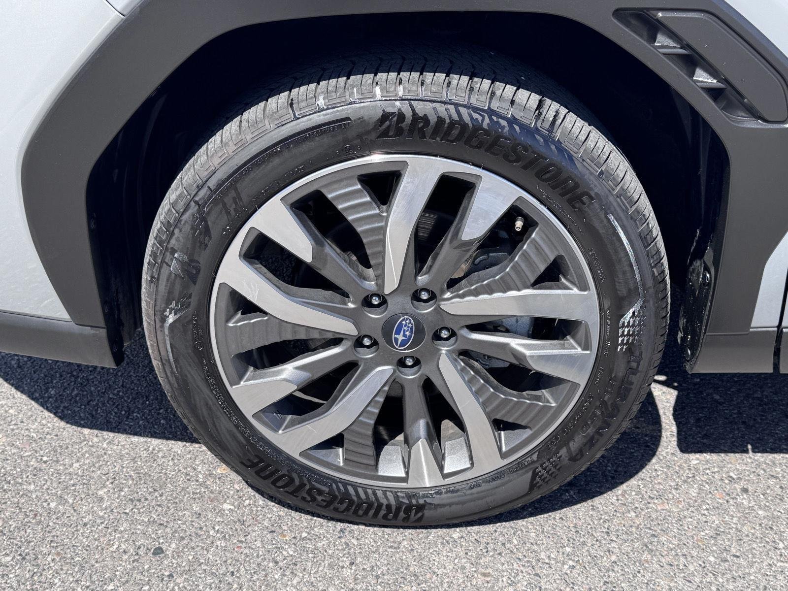 2025 Subaru Forester Touring - Photo 11