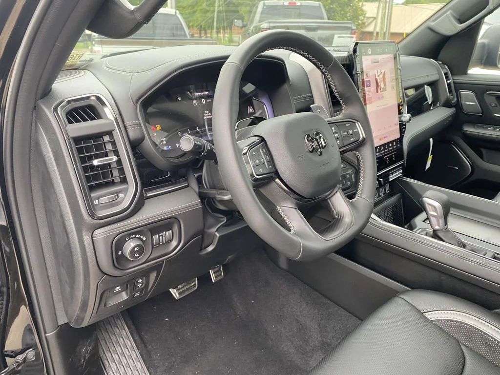 New 2026 Diamond Black Crystal Pearl-Coat Exterior Paint RAM RHO image 17