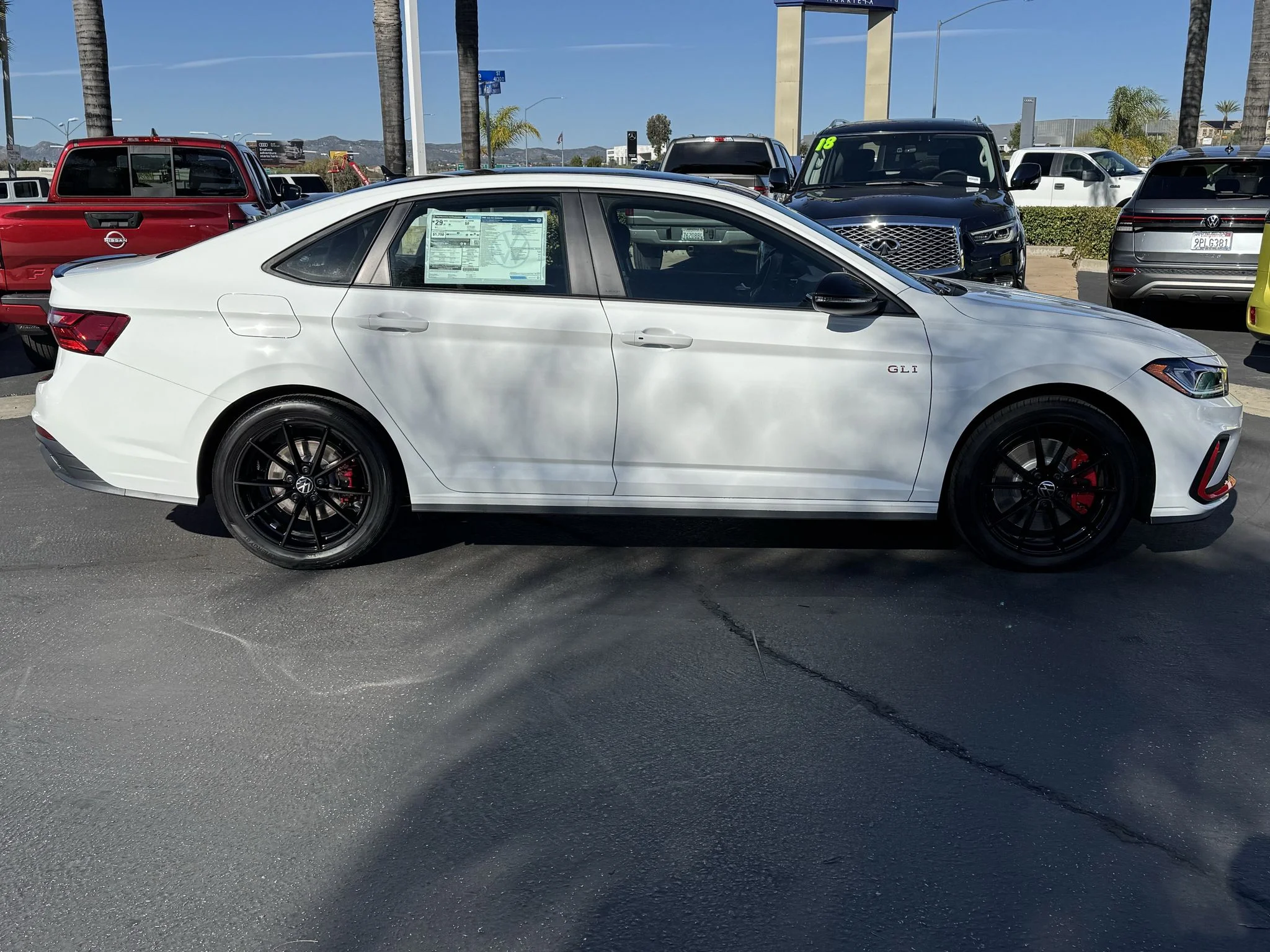 New 2026 Pure White w/Deep Black Roof Volkswagen Autobahn image 10