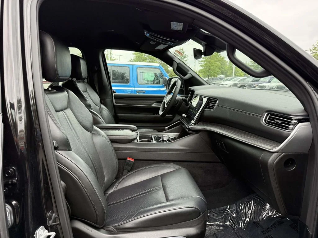 Used 2024 Black Jeep Series II image 14