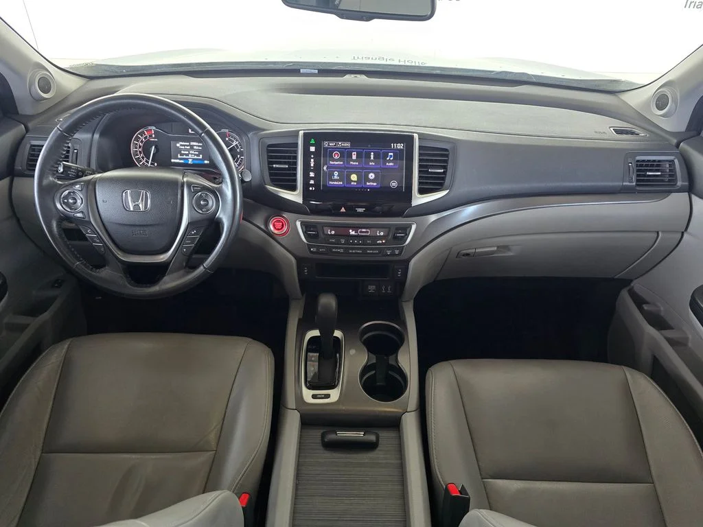Used 2016 Silver Honda EX-L image 11