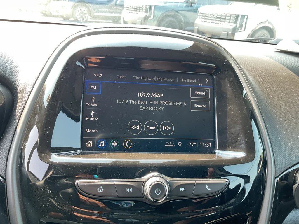 Used 2020 Nightfall Gray Metallic Chevrolet LT image 16