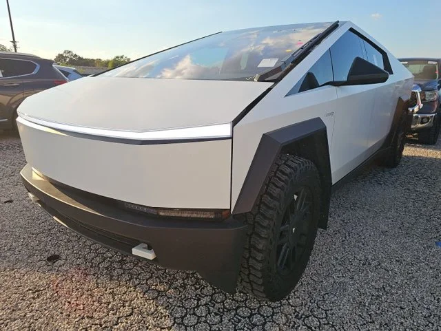 2024 Tesla Cybertruck