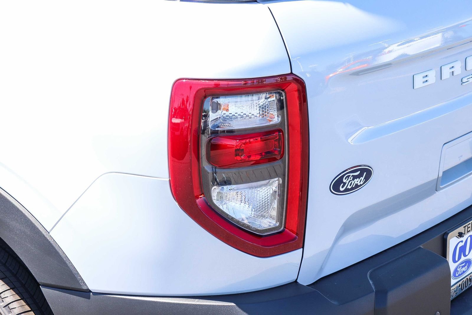 New 2026 Space White Metallic Ford Outer Banks® image 7