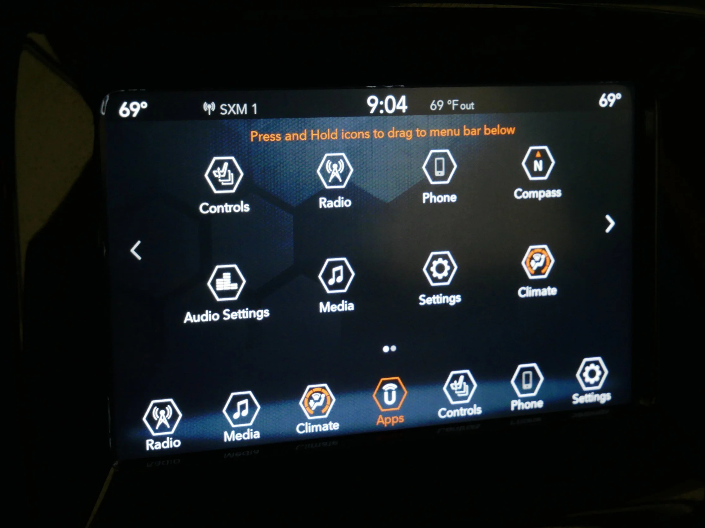 Used 2019 Granite Crystal Metallic Clearcoat Jeep Altitude image 30