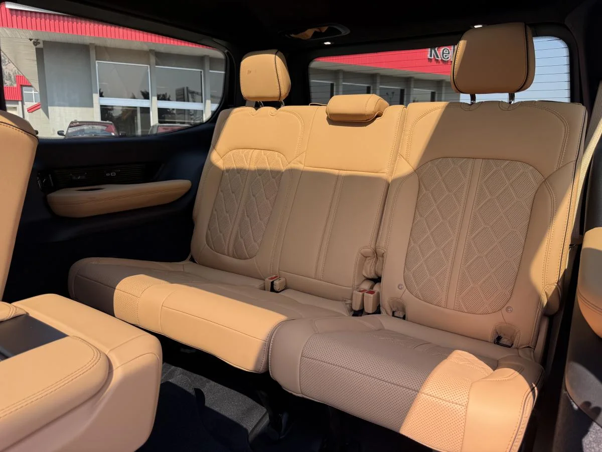 New 2026 White Jeep Summit Reserve image 20