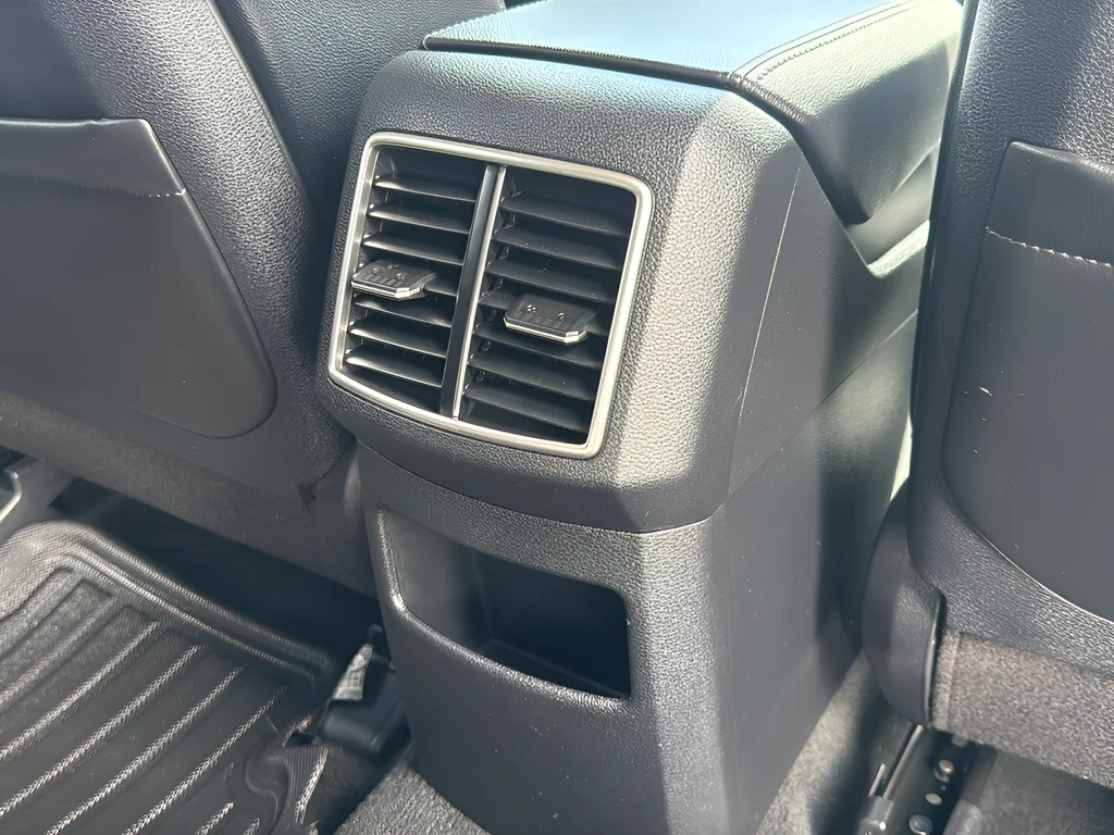 Used 2023 White Kia EX image 18