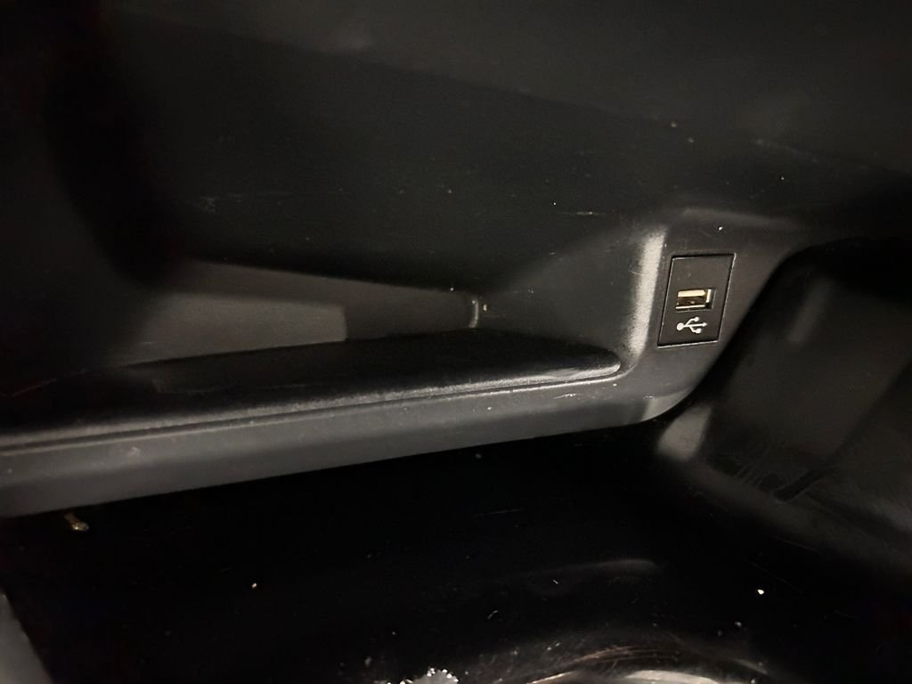 Used 2020 Gray Toyota XLE image 30