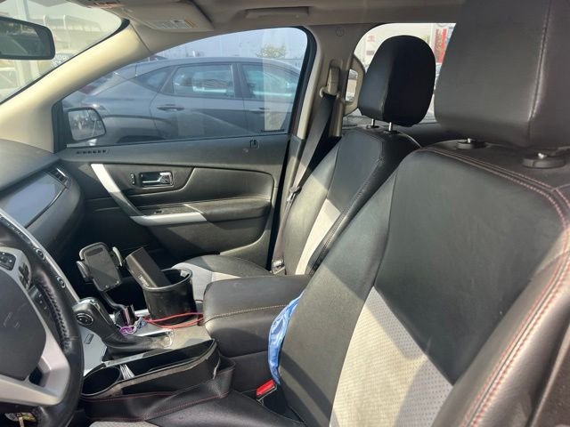 Used 2013 Red Ford SEL image 10