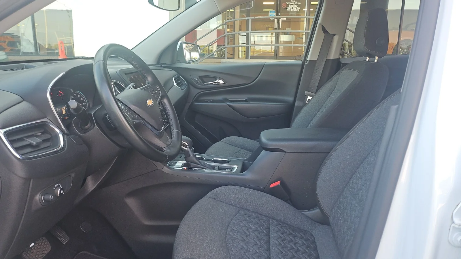 Used 2024 White Chevrolet LT image 10