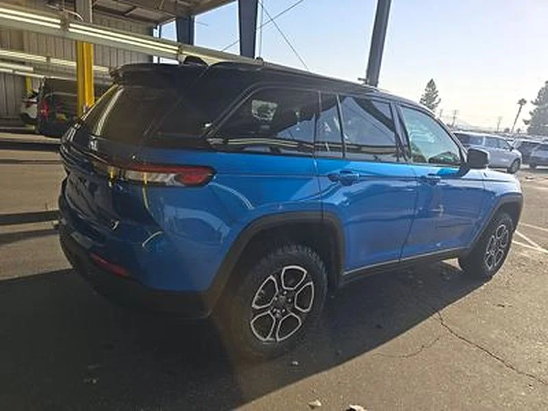 Used 2023 Blue Jeep Trailhawk 4xe image 4