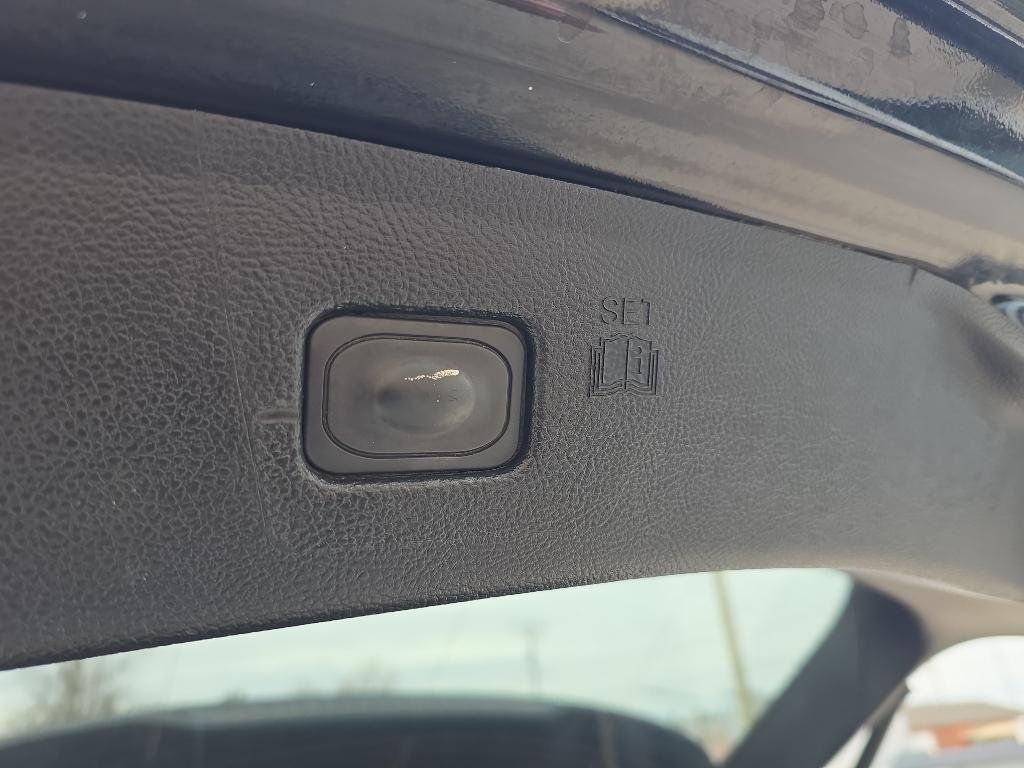 Used 2022 Black Ford Titanium image 33
