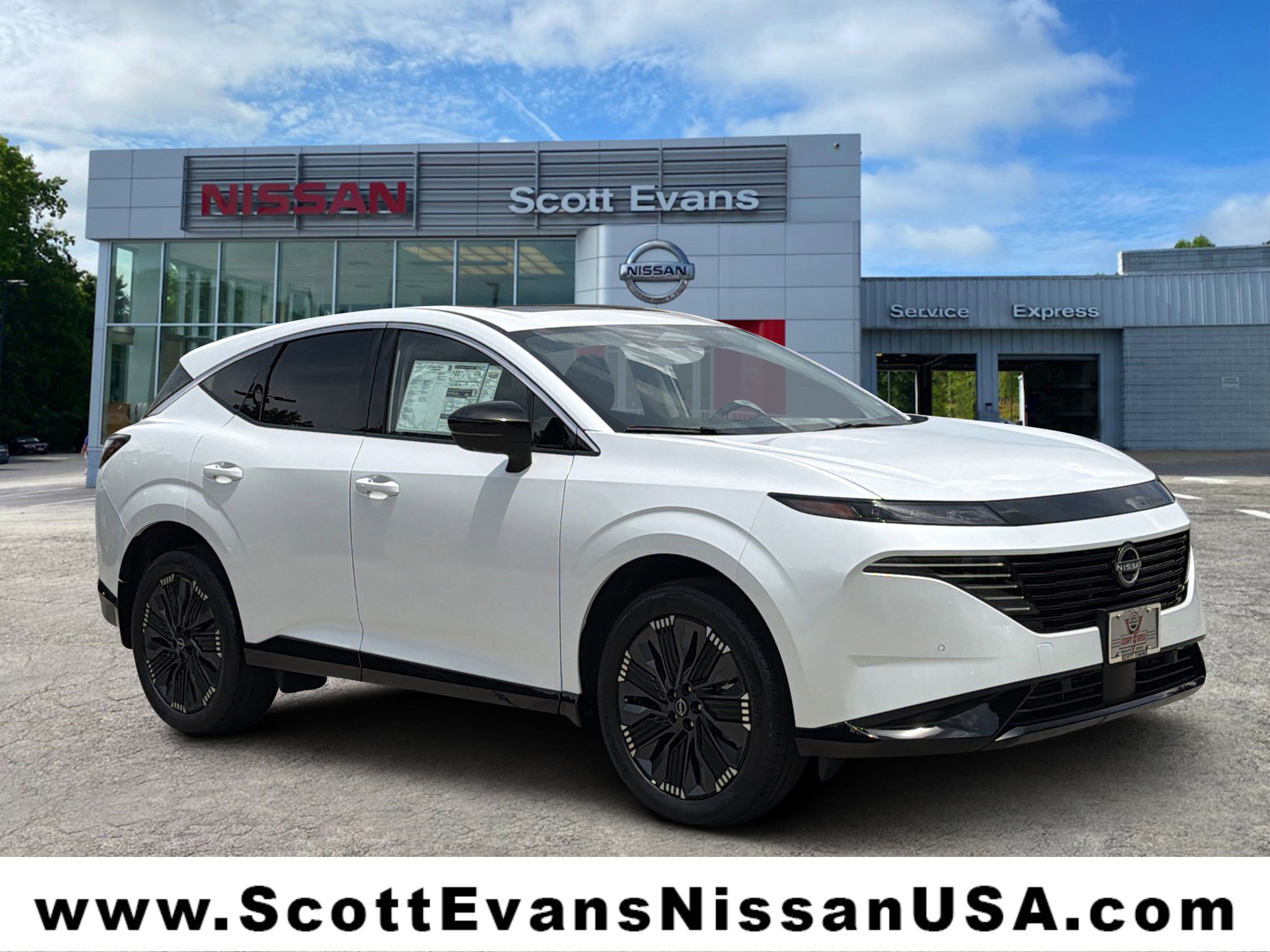 New 2026 Everest White Pearl Tricoat Nissan Platinum image 1