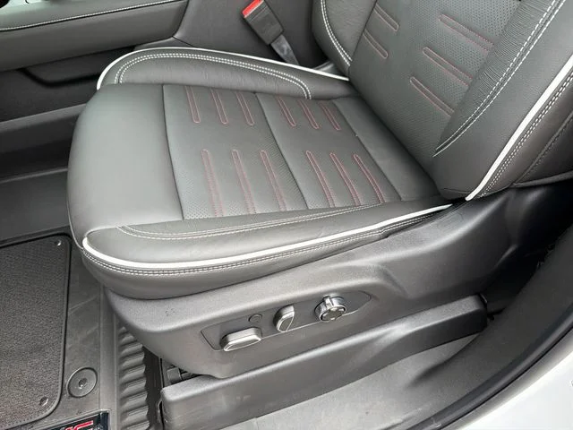2026 GMC Sierra 1500 AT4X - Photo 21