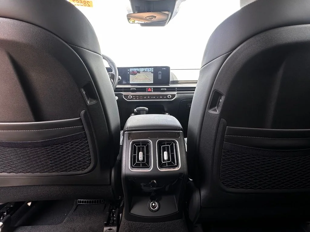 New 2026 White Kia EX image 20
