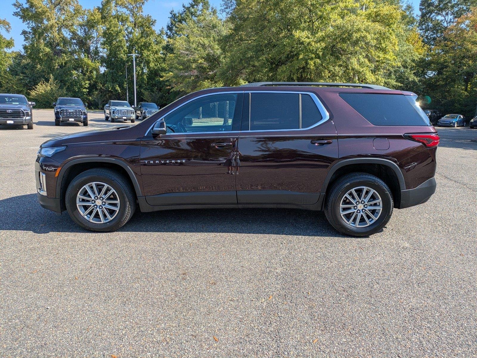 Used 2023 Black Cherry Metallic Chevrolet LT Cloth image 6