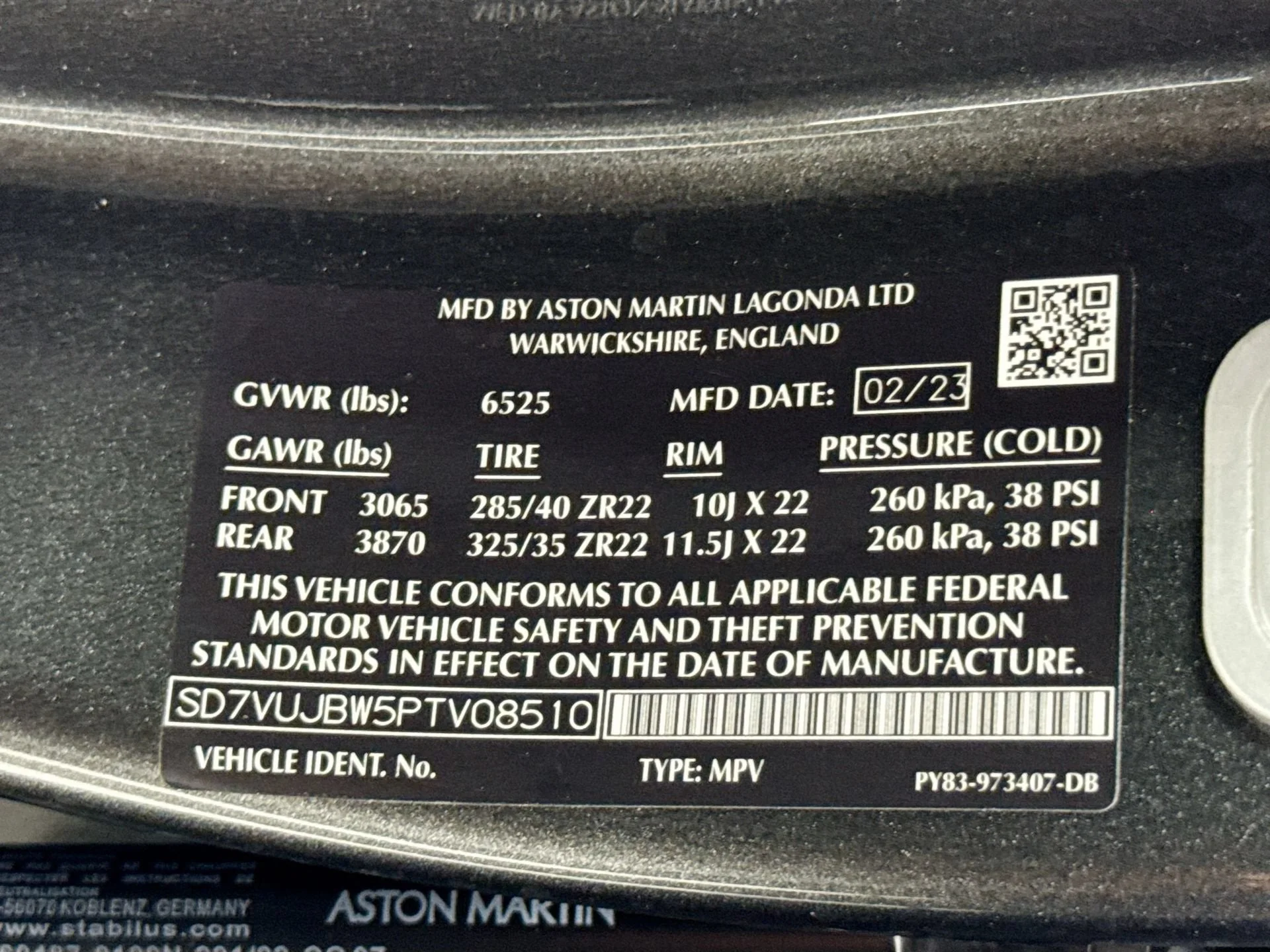 Used 2023 Magnetic Silver Aston Martin 707 image 29