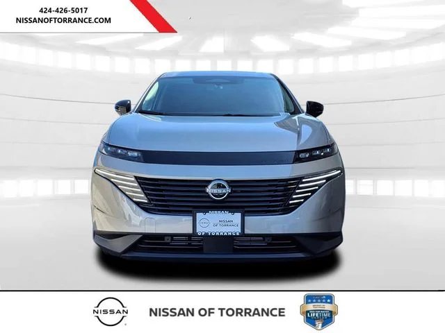 New 2026 Champagne Silver Metallic Nissan SL image 2