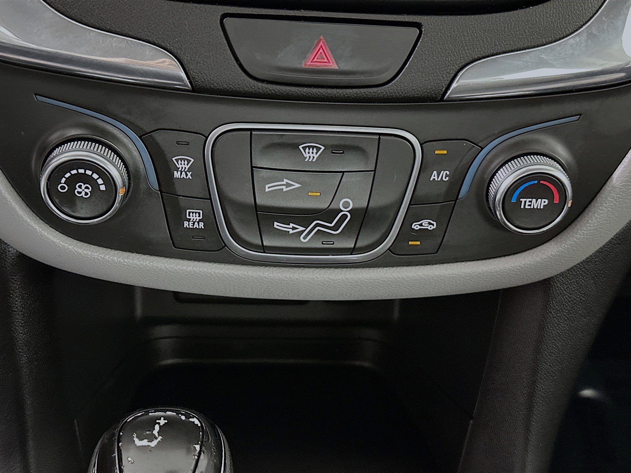 2020 Chevrolet Equinox 1FL - Photo 23