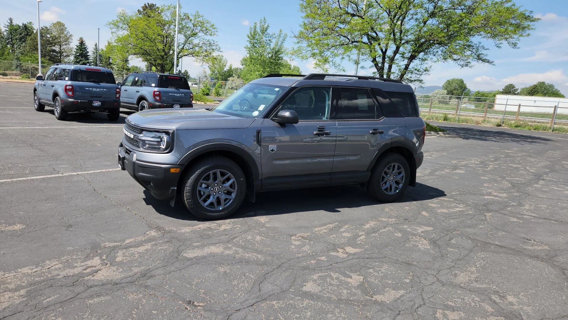 New 2026 Carbonized Gray Metallic Ford Big Bend image 4