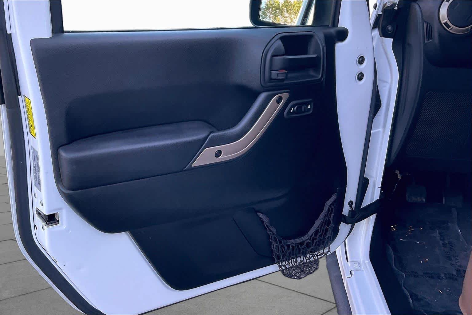 Used 2017 Bright White Clearcoat Jeep 75th Anniversary image 19