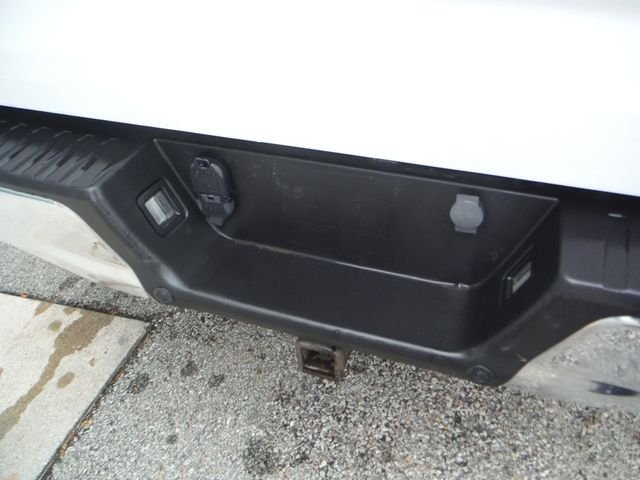 Used 2015  Ford XLT image 12