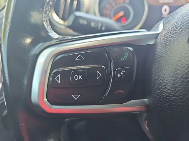 Used 2020 Silver Jeep Sport image 15