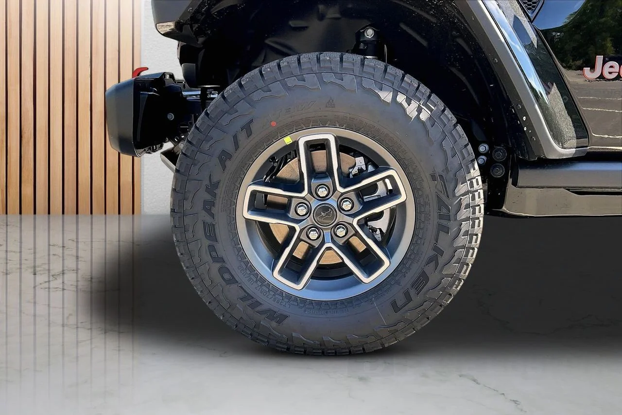 New 2026 Black Clear-Coat Exterior Paint Jeep Mojave image 26