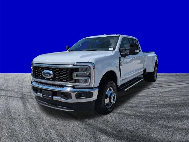 New 2026 Oxford White Ford F-350® Lariat® image 8