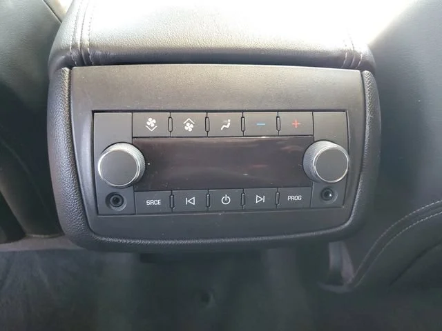 Used 2015 CARBON BLACK METALLIC GMC SLT image 26