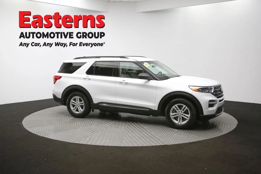 Used 2023 White Ford XLT image 45