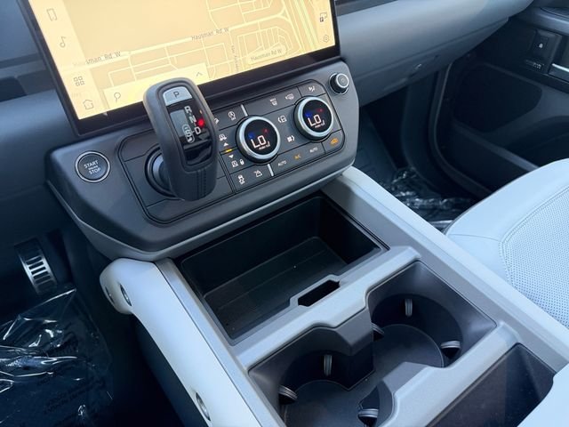 New 2026 Borasco Grey Land Rover X image 24