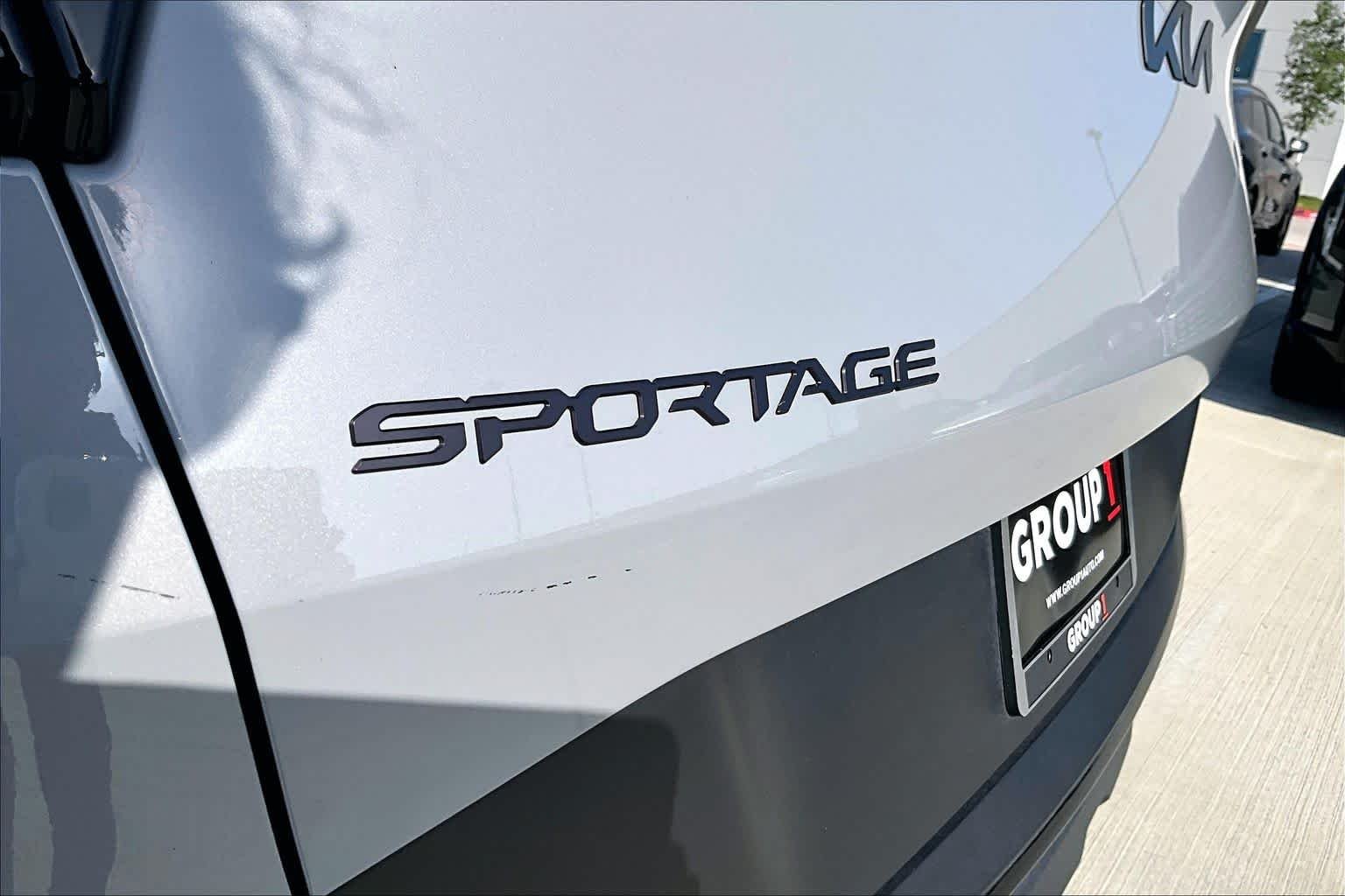 Certified Used 2025 Wolf Gray Kia X-Line image 29