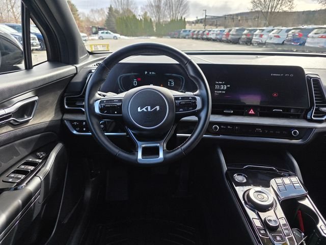 Used 2025 Black Kia X-Line image 21