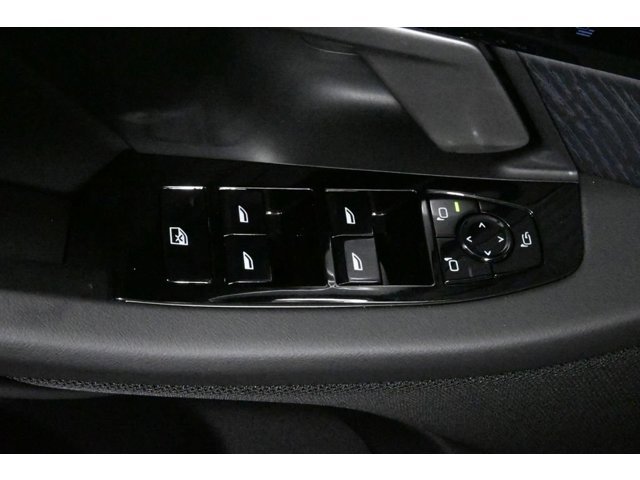 2026 BMW 5 Series 530i - Photo 31