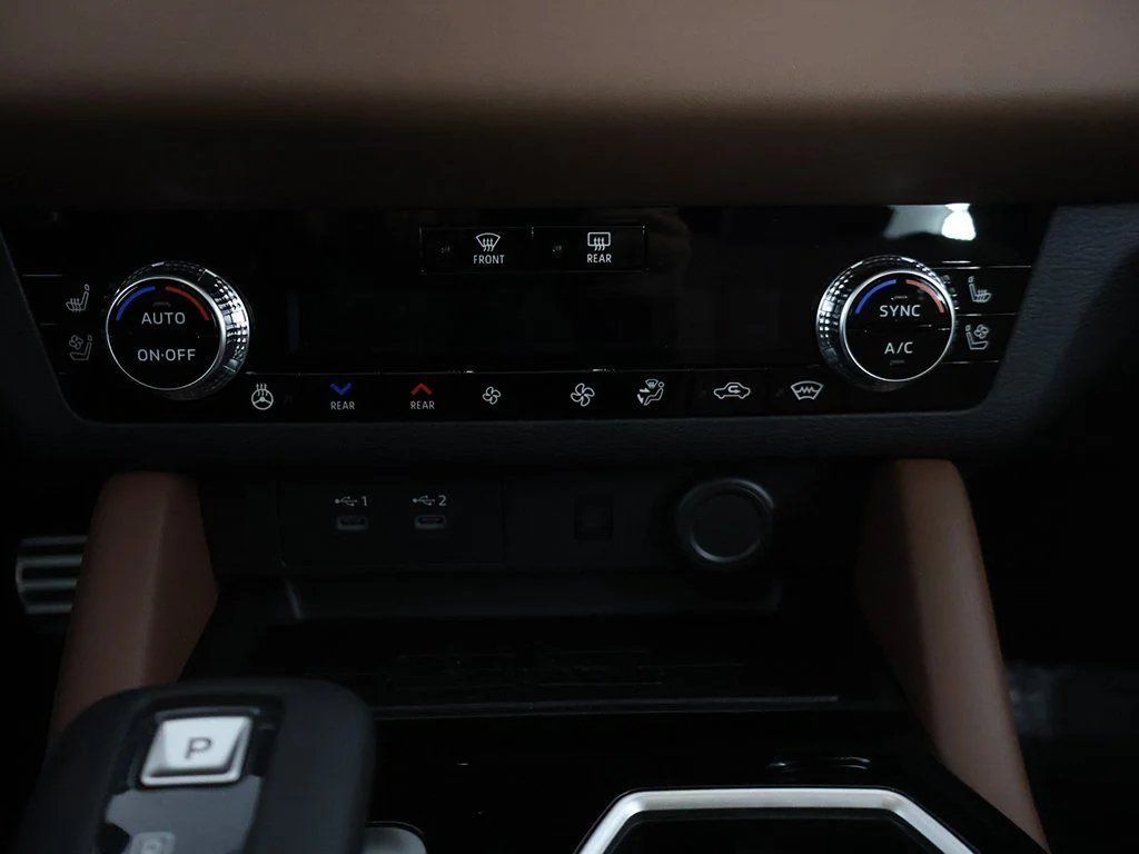 2025 Mitsubishi Outlander SEL - Photo 52