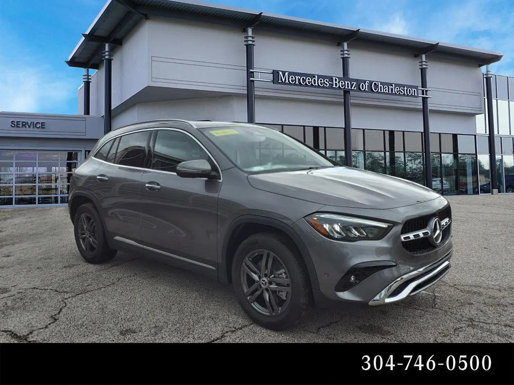 Used 2025 Mountain Grey Met Mercedes-Benz GLA 250 image 1