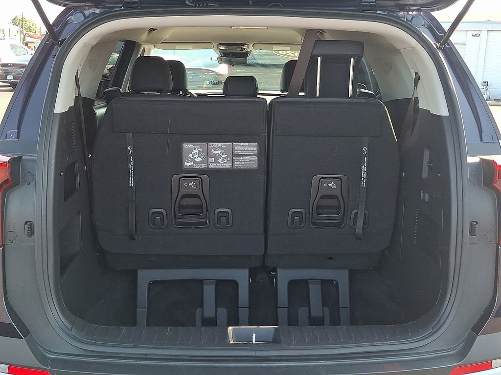 Certified Used 2025 Blue Kia LXS image 29