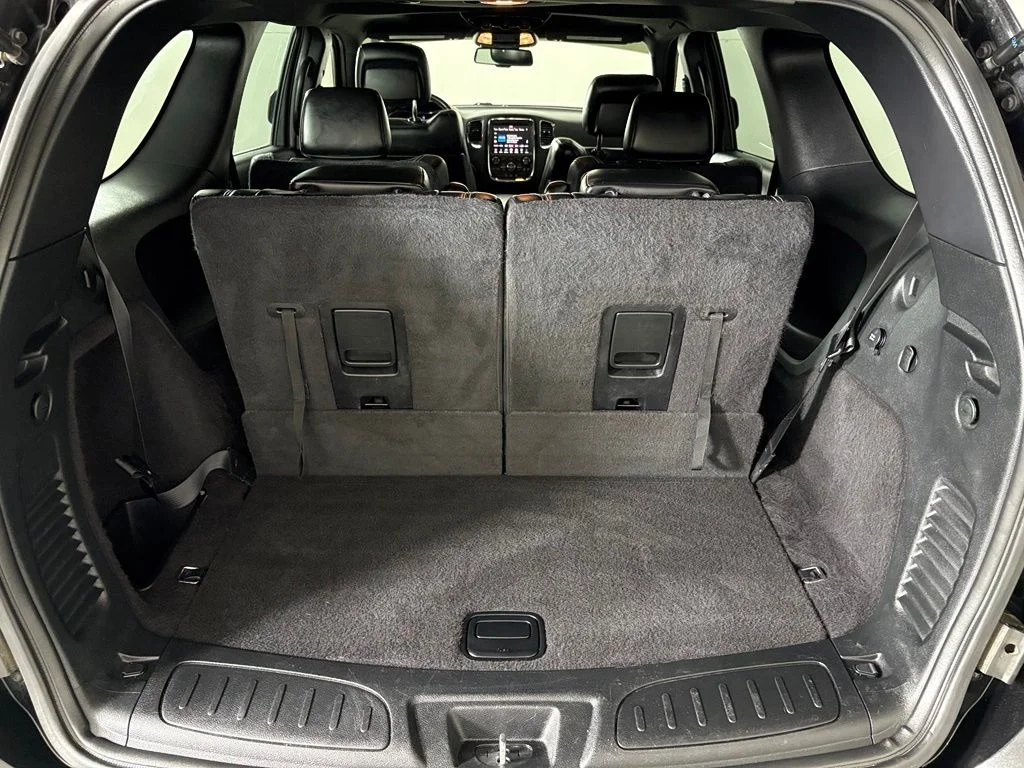 Used 2015 Black Dodge SXT image 38
