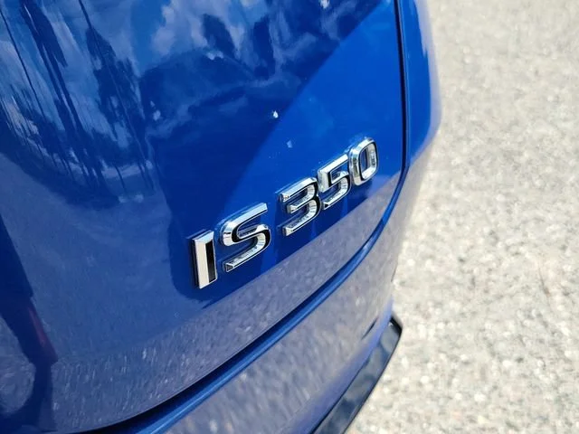 2021 Lexus IS 350 F SPORT - Photo 15