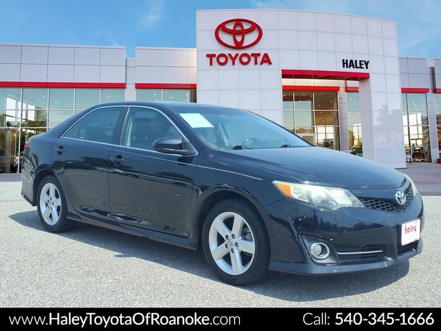 2013 Toyota Camry SE