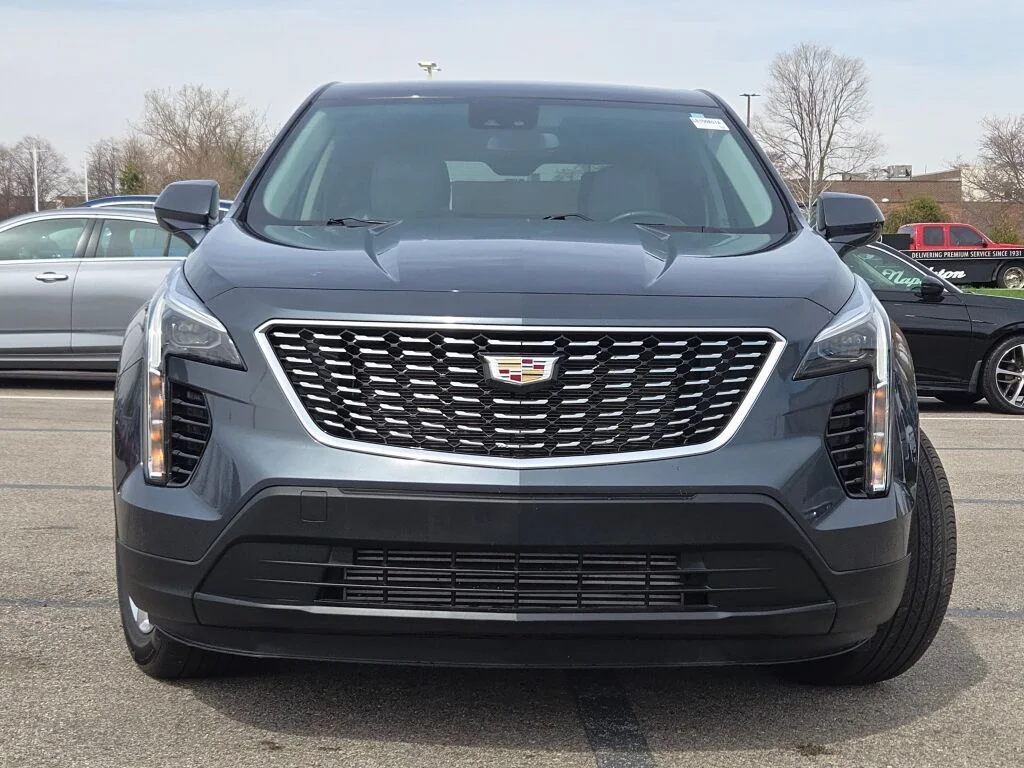 Used 2021 Gray Cadillac Luxury image 5