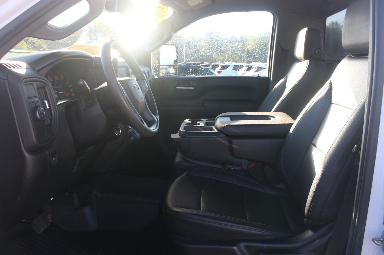 Used 2025 Summit White Chevrolet WT image 16