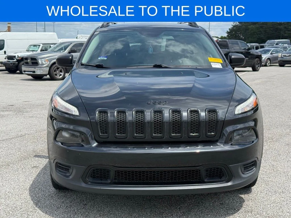 Used 2016 Black Jeep Altitude image 22