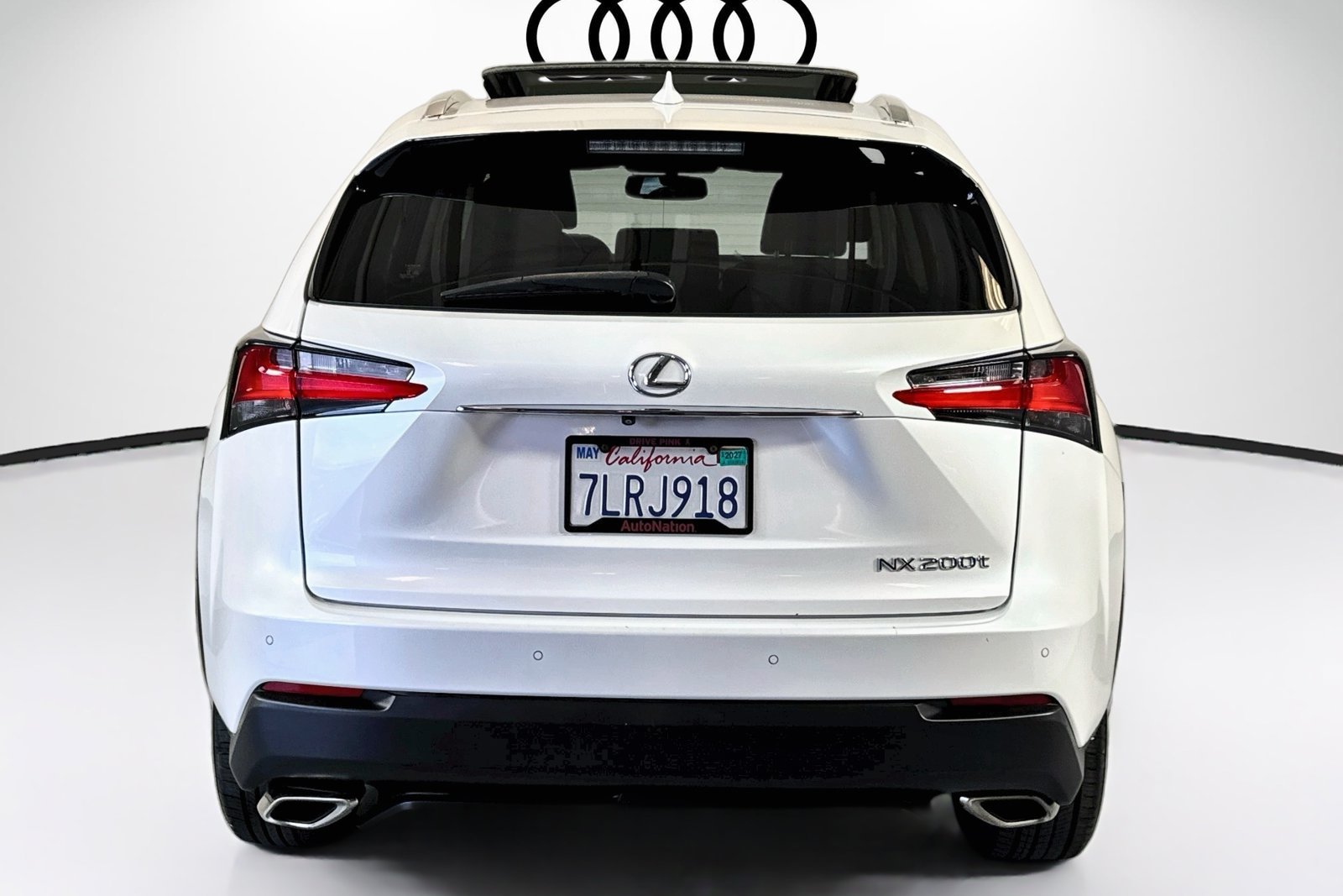 Used 2015 Eminent White Pearl Lexus  image 6