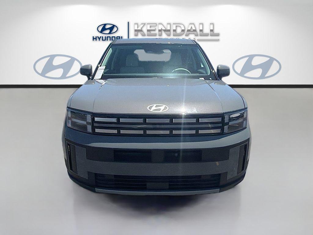 New 2026 Hampton Gray Hyundai SE image 2