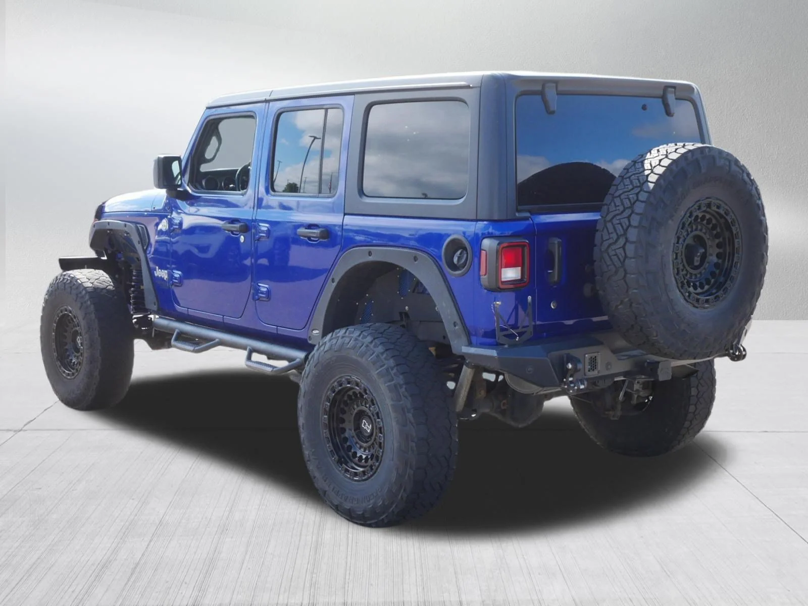 Used 2019 Ocean Blue Metallic Clearcoat Jeep Sport S image 5