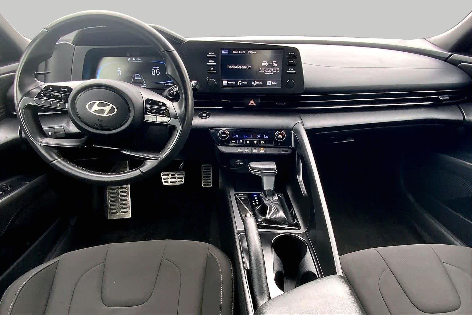 Certified Used 2025 Ecotronic Gray Hyundai SEL Sport image 15